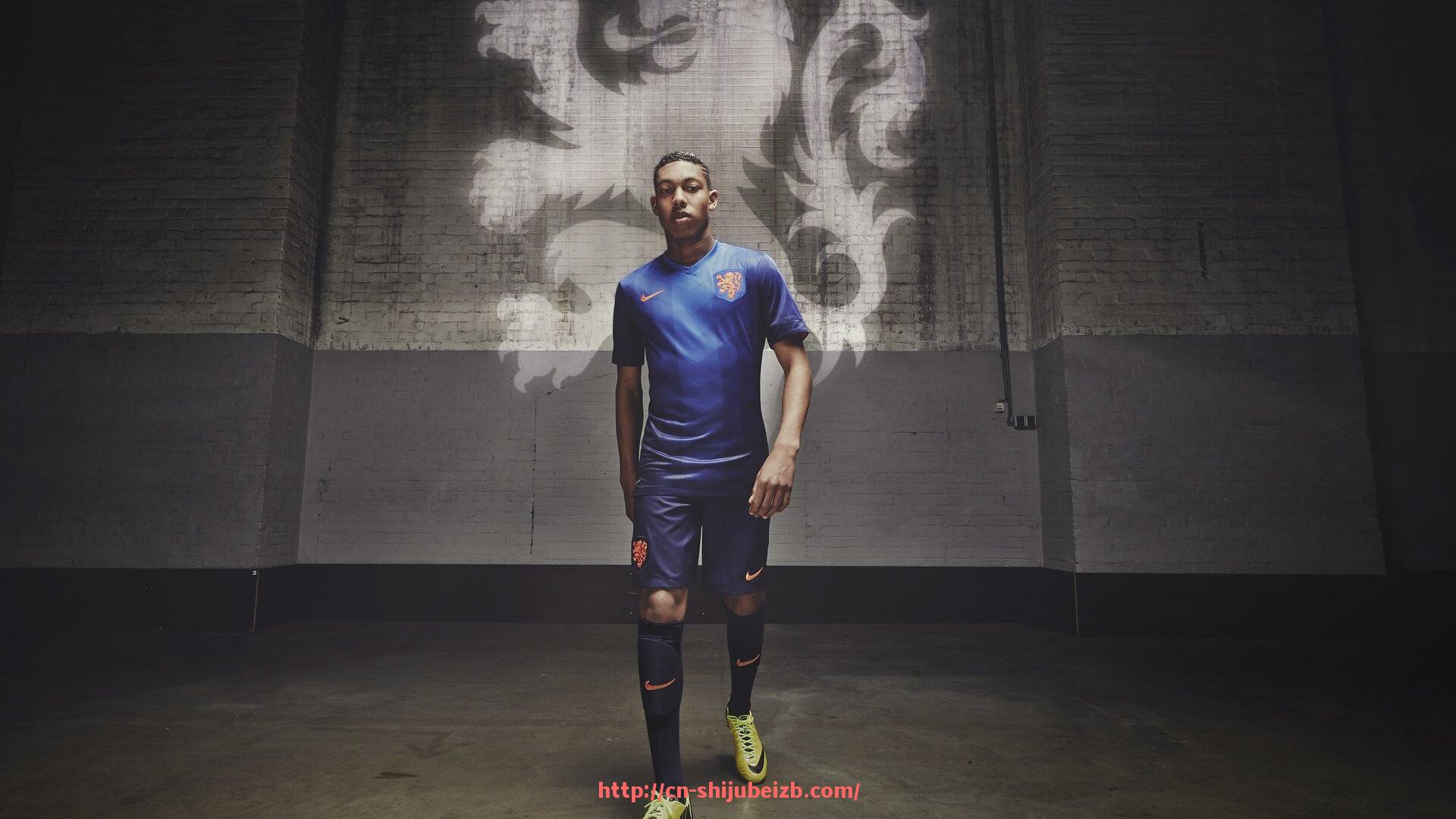 世俱杯直播-哪里可以找到NBA回放全场录像的高清中文解说版本(哪里有nba录像回放国语)